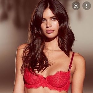 Victoria’s secret bra